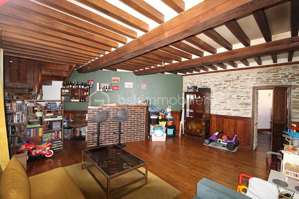 Maison en pierre de 193 m²