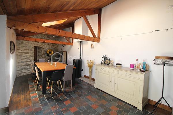 Maison en pierre de 193 m²