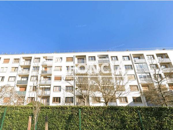 Location Appartement 3 pièces 60 m² - 14, AVENUE PIERRE BROSSOLETTE Viry Chatillon 91170
