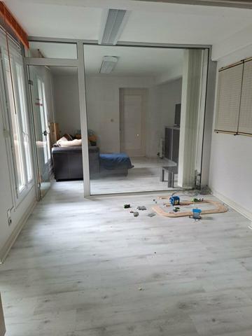 A LOUER BUREAUX AVEC SHOW ROOM SUR CENTRE VILLE DE LENCLOITRE (86) PROCHE GRANDS AXES