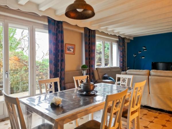 Maison à vendre 5 pièces CHATENOY LE ROYAL (71)