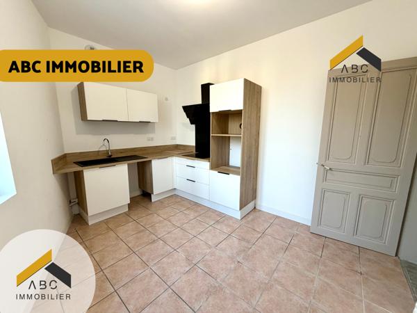 Camaret-sur-Aigues (84850) Camaret - Maison refaite à neuf avec jardin