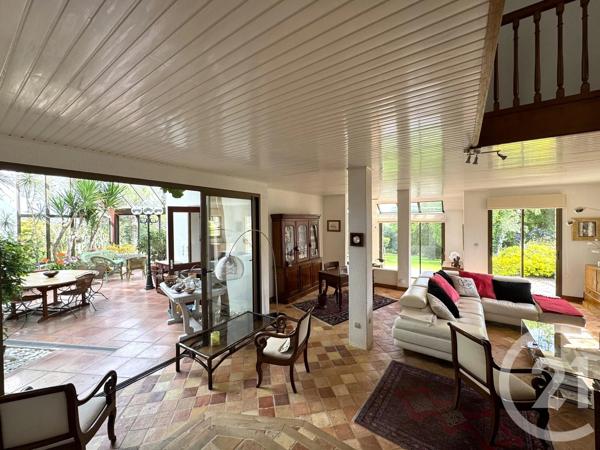 Maison à vendre  7 pièces - 300 m 2   COUTANCES  - 50