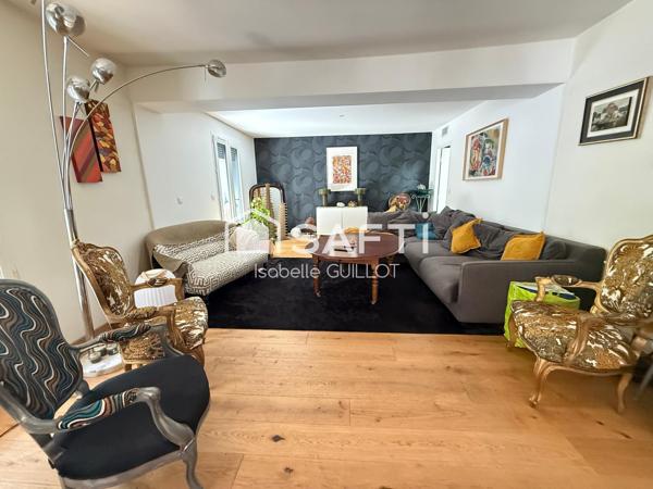 Maison 145 m2 avec piscine et studio