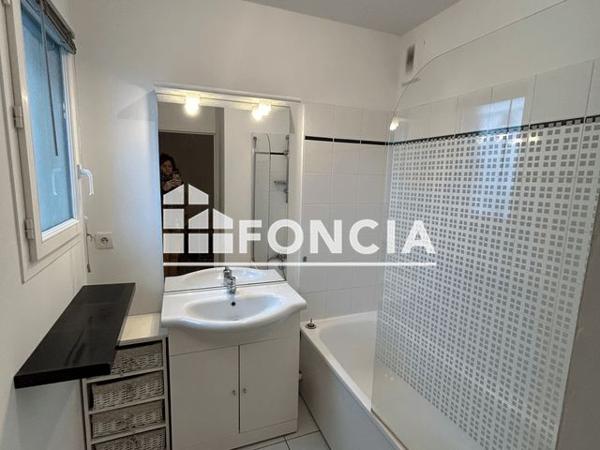 Location Appartement 2 pièces 41.3 m² - 1 RUE HENRY POTEZ Mont De Marsan 40000