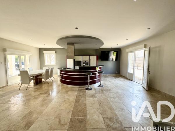 Maison à vendre 5 pièces 115 m² Angoulême