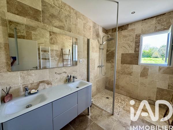 Maison à vendre 5 pièces 115 m² Angoulême