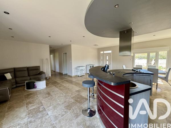 Maison à vendre 5 pièces 115 m² Angoulême