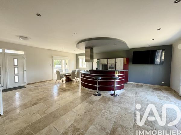 Maison à vendre 5 pièces 115 m² Angoulême