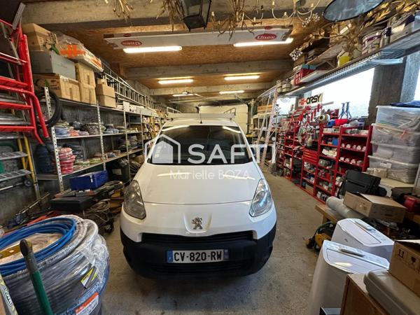 Bureaux avec terrain 394 m², projet habitation possible