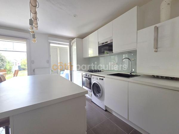 Vente
                Appartement64 m² - 3 Pièces -
                    MAREIL MARLY (78750)