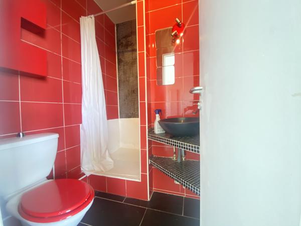 Appartement
         2 pièces
        - 37 m² 149 000 € *