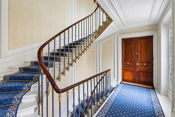 Vente Appartement de luxe Paris 8 6 Pièces 253 m²