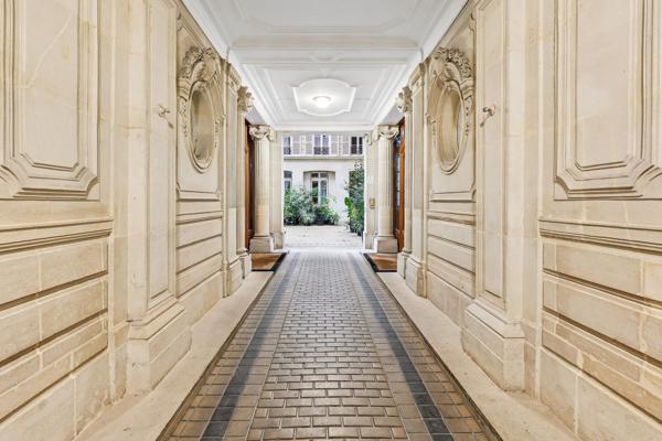 Vente Appartement de luxe Paris 8 6 Pièces 253 m²