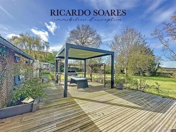 DEMEURE D'EXCEPTION / 500m2 / 4 SUITES / PISCINE / SALLE DE JEUX / TERRAIN 2700m2