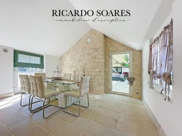 DEMEURE D'EXCEPTION / 500m2 / 4 SUITES / PISCINE / SALLE DE JEUX / TERRAIN 2700m2