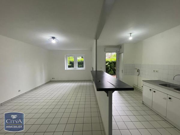 Appartement à louer 2 pièces 52.22m² Certines (01240)