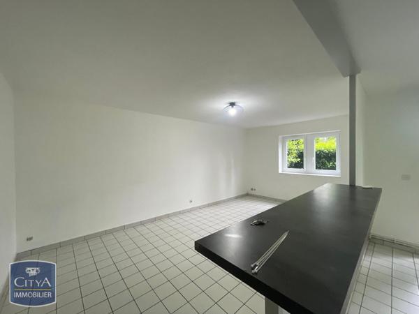 Appartement à louer 2 pièces 52.22m² Certines (01240)