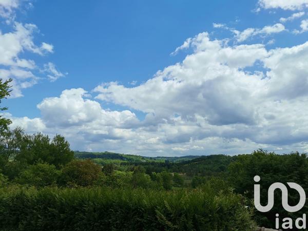 Maison traditionnelle 5 pièces de 121 m² à Peyrelevade (19290)