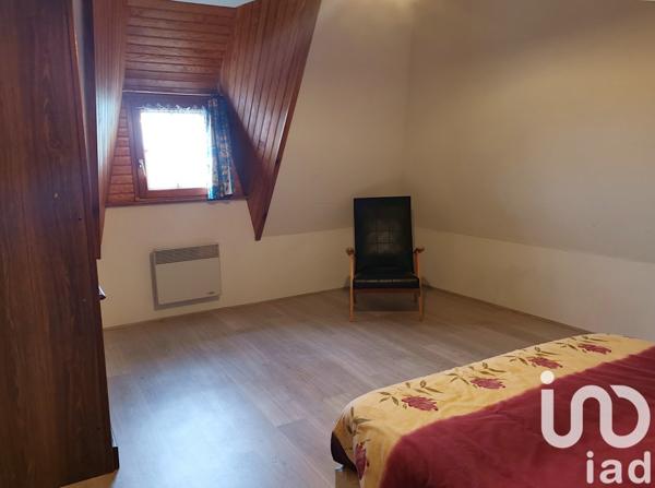 Maison traditionnelle 5 pièces de 121 m² à Peyrelevade (19290)