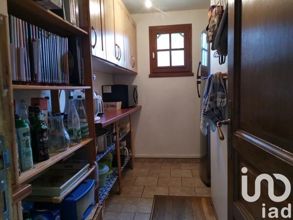 Maison traditionnelle 5 pièces de 121 m² à Peyrelevade (19290)