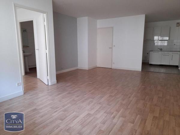Appartement à louer 2 pièces 54m²