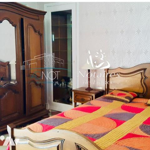 MAISON D'HABITATION COMPRENANT 4 CHAMBRES D'HOTES