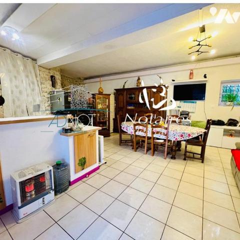 MAISON D'HABITATION COMPRENANT 4 CHAMBRES D'HOTES