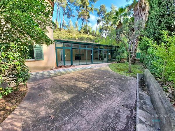 Murs commerciaux à vendre à Sanary sur Mer - Secteur Ste Trinide