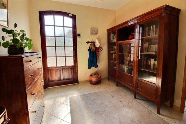 BOIS-LUZY. Maison 120 m² + Sous-sol total. Piscine couverte.