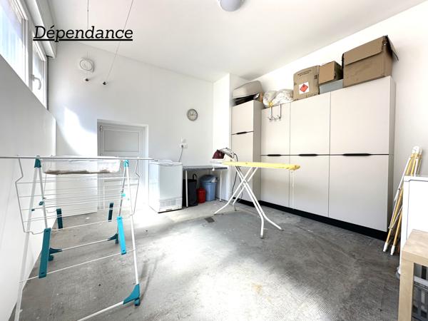 Appartement 105 m2 + dépendance 67 m2, terrasses, garage, cave