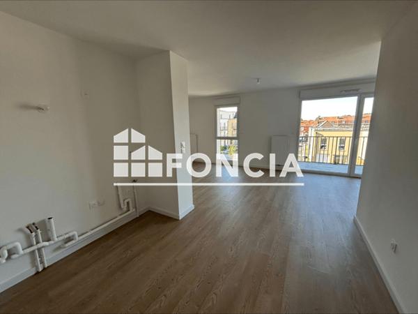 Location Studio 37.11 m² - 2 AVENUE MARC SANGNIER PORTE B207 Armentieres 59280