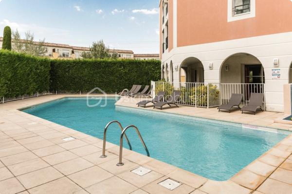 Chambre de service de 42,92 m²