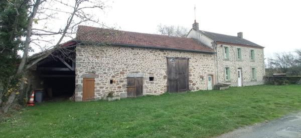 VENTE MAISON ET GRANGE CAMPAGNE 20MN MONTLUCON Marcillat en combraille