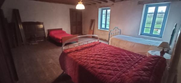 VENTE MAISON ET GRANGE CAMPAGNE 20MN MONTLUCON Marcillat en combraille