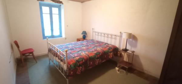 VENTE MAISON ET GRANGE CAMPAGNE 20MN MONTLUCON Marcillat en combraille