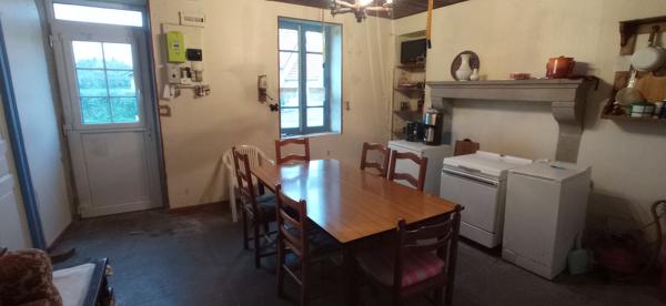 VENTE MAISON ET GRANGE CAMPAGNE 20MN MONTLUCON Marcillat en combraille