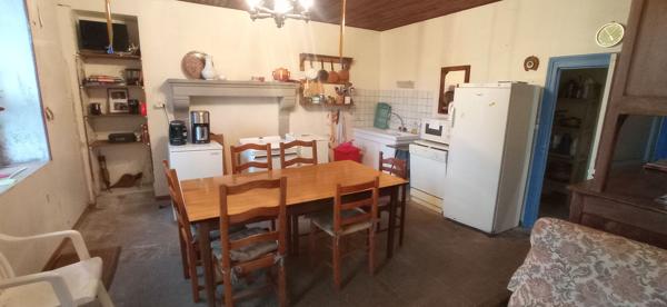 VENTE MAISON ET GRANGE CAMPAGNE 20MN MONTLUCON Marcillat en combraille