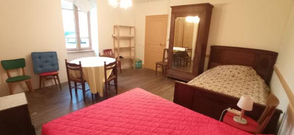 VENTE MAISON ET GRANGE CAMPAGNE 20MN MONTLUCON Marcillat en combraille