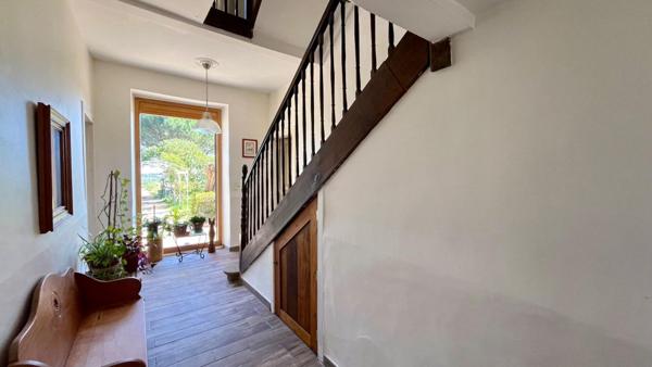 Ancien corps de ferme rénové, 240 m2