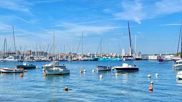 Vente Maison de luxe Larmor-Plage 8 Pièces 219 m²