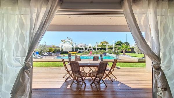 Superbe villa au calme - jardin arboré - piscine