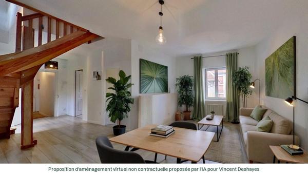 Toul (Cathédrale) : Duplex de 5 pièces principales ; 102 m2 Carrez, cave et grenier