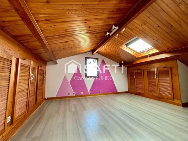 Spacieuse maison en campagne : 4 chambres, jardin arboré, garage et dépendances