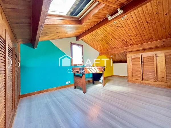 Spacieuse maison en campagne : 4 chambres, jardin arboré, garage et dépendances