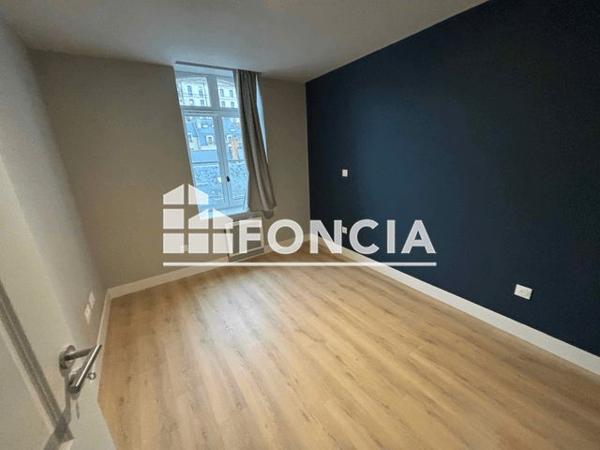 Location Appartement 2 pièces 46.6 m² - 32 RUE DU MARECHAL DE LATTRE DE TASSIGNY Blois 41000