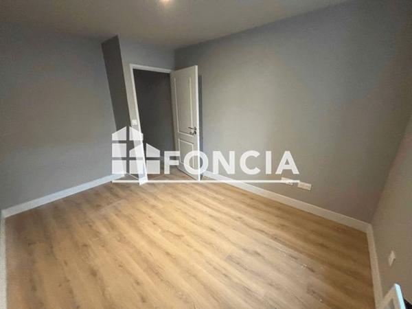 Location Appartement 2 pièces 46.6 m² - 32 RUE DU MARECHAL DE LATTRE DE TASSIGNY Blois 41000