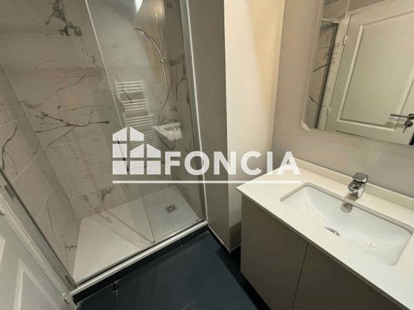 Location Appartement 2 pièces 46.6 m² - 32 RUE DU MARECHAL DE LATTRE DE TASSIGNY Blois 41000