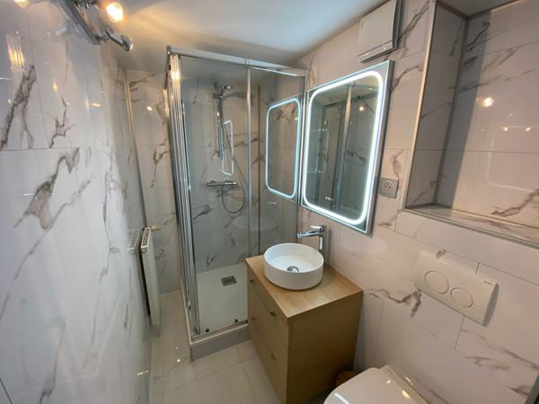 DOL DE BRETAGNE - Immeuble de rapport