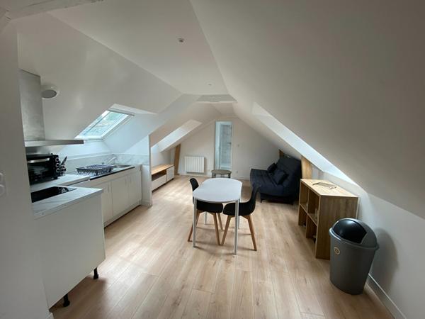 DOL DE BRETAGNE - Immeuble de rapport